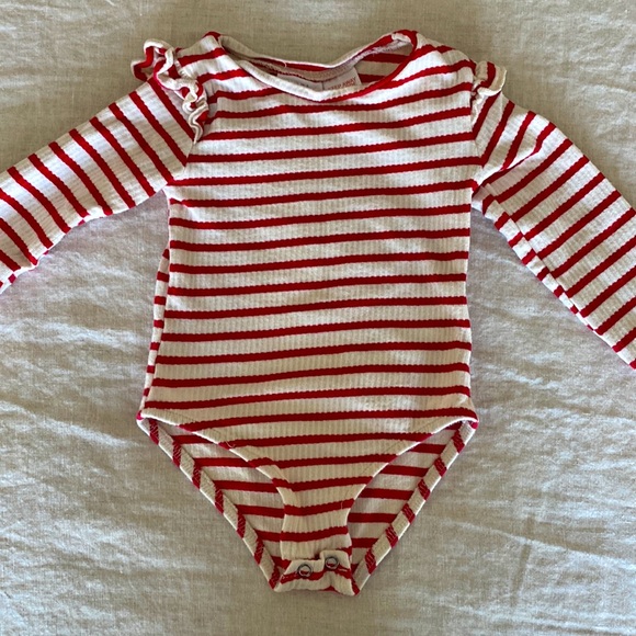 Zara Textured Bodysuit - Picture 2 of 4